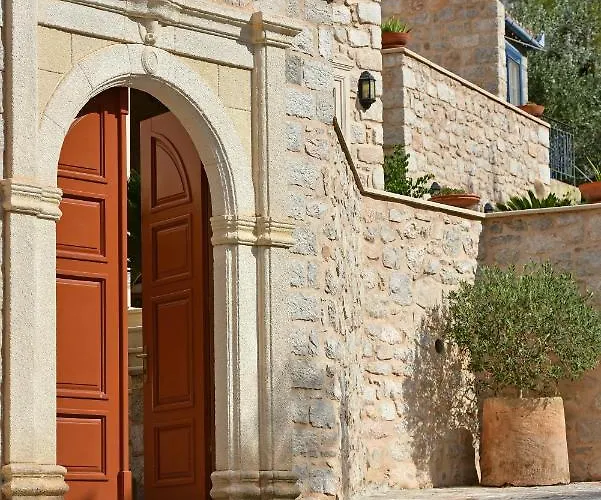 Angelica Traditional Boutique Hotel