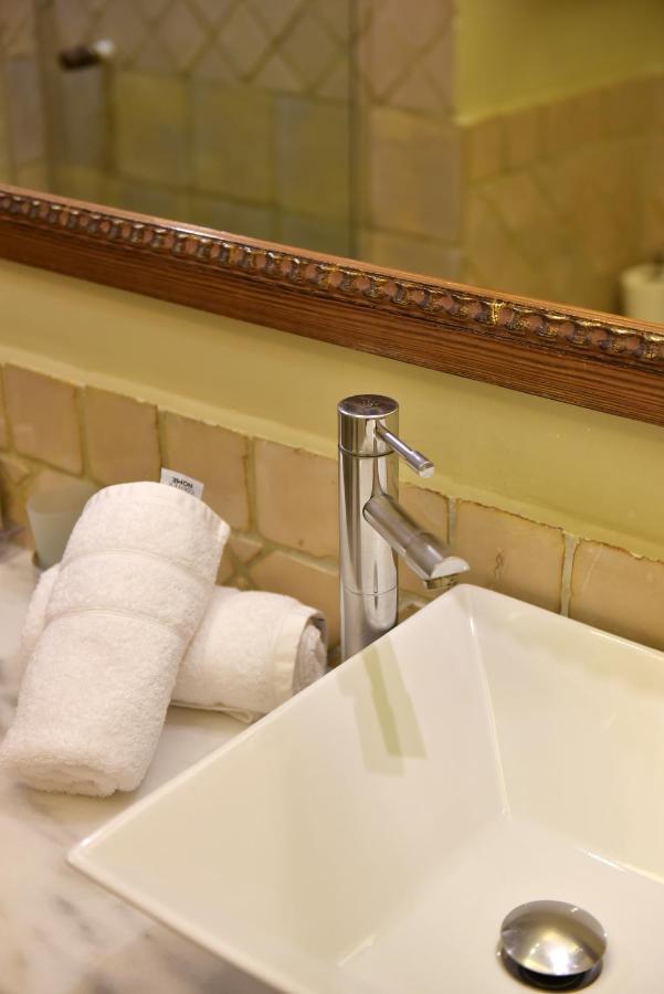 Angelica Traditional Boutique 4*